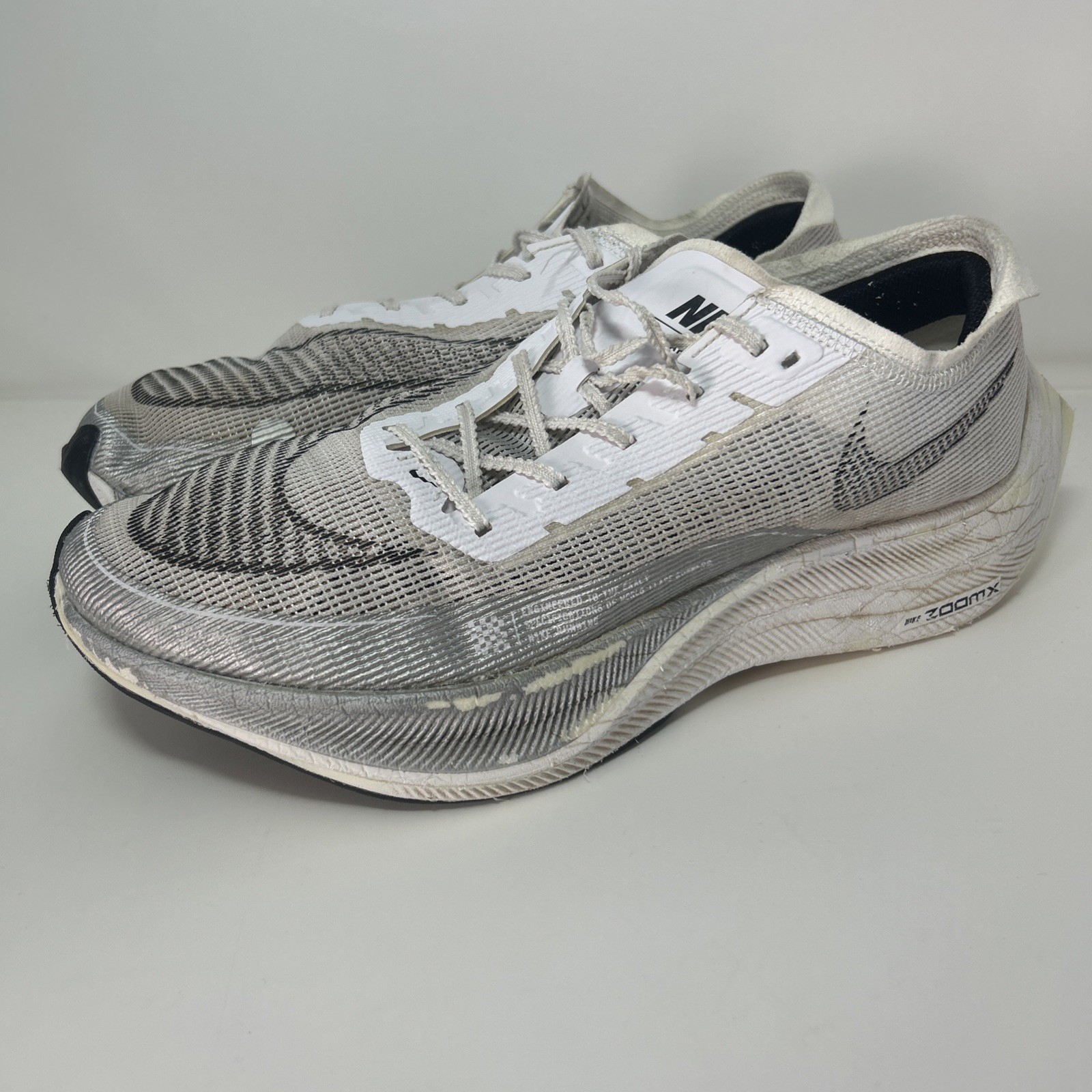 Nike ZoomX Vaporfly NEXT% Running Shoes Mens Size 11 White Racing CU4111-100