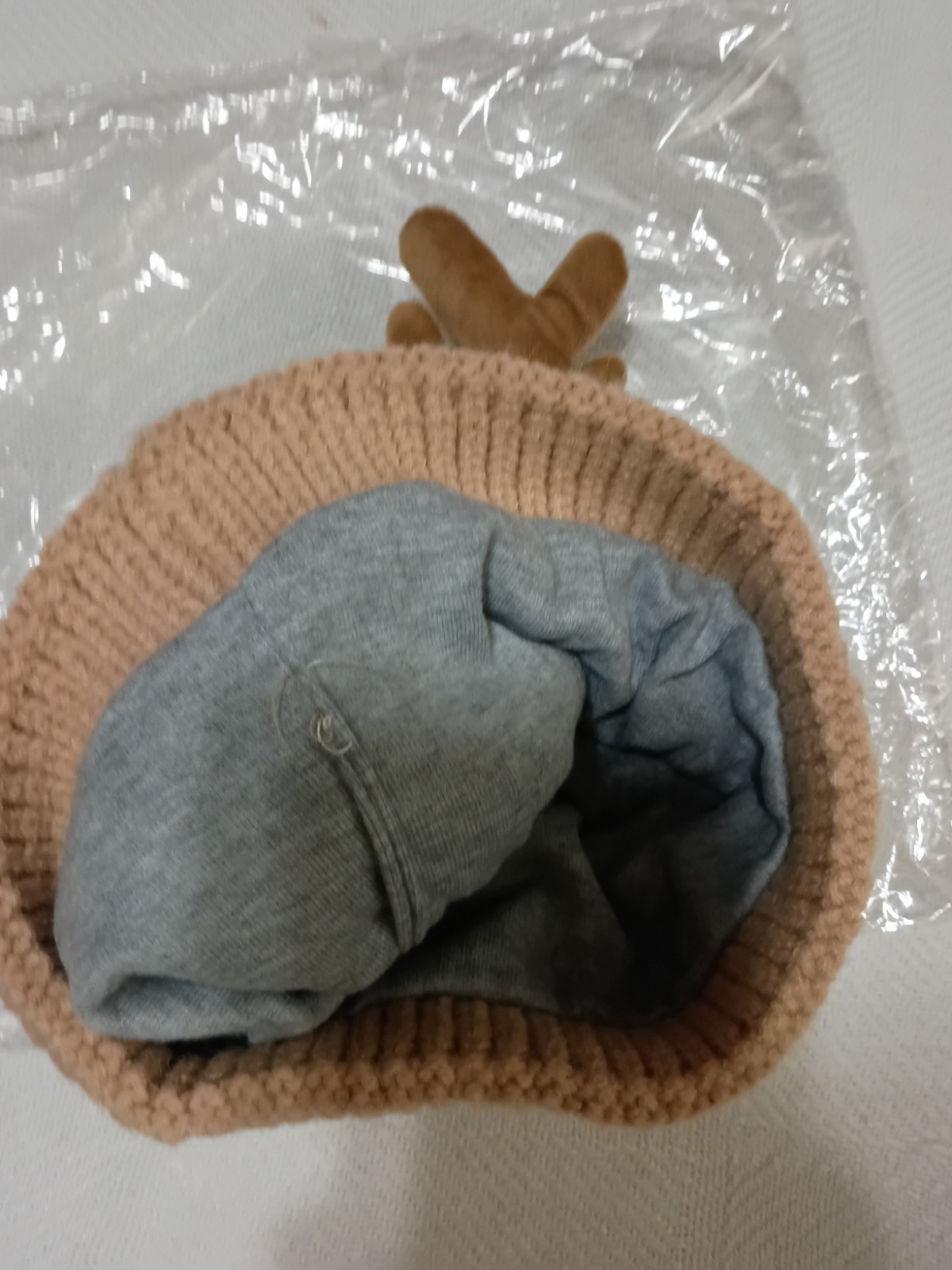 Cozy Knitted Deer Beanie Hat With Baby Antlers. NEW!cOOL !COZY WARM!