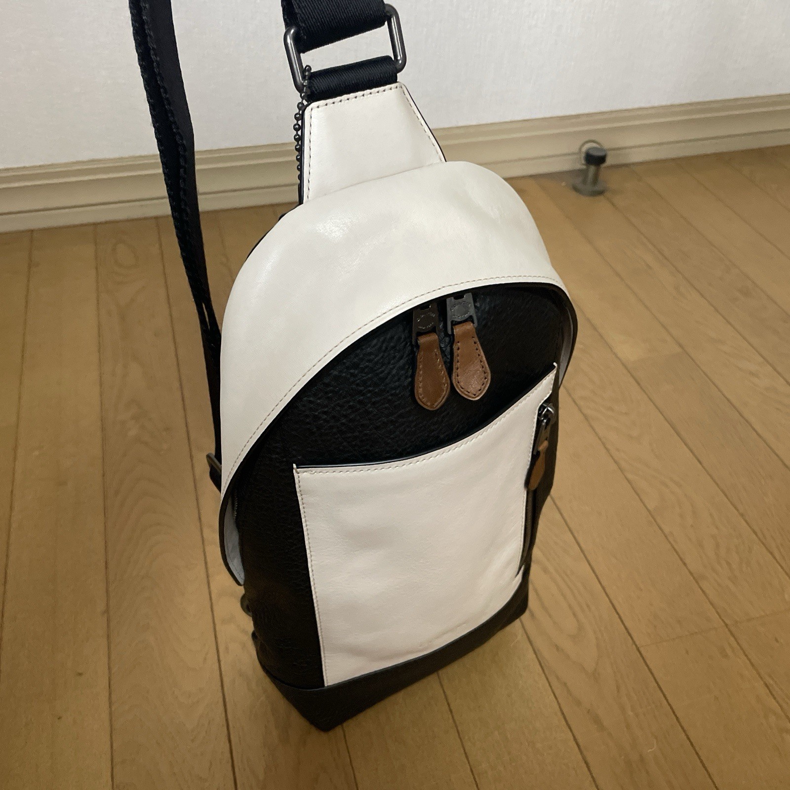 COACH Body Bag 57765 Sling Bag – Pre-owned