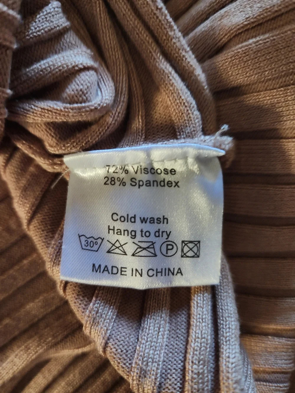 Cinnamon Knitwear Ribbed Dolman Sleeve Cropped Sweater, Size X-Small