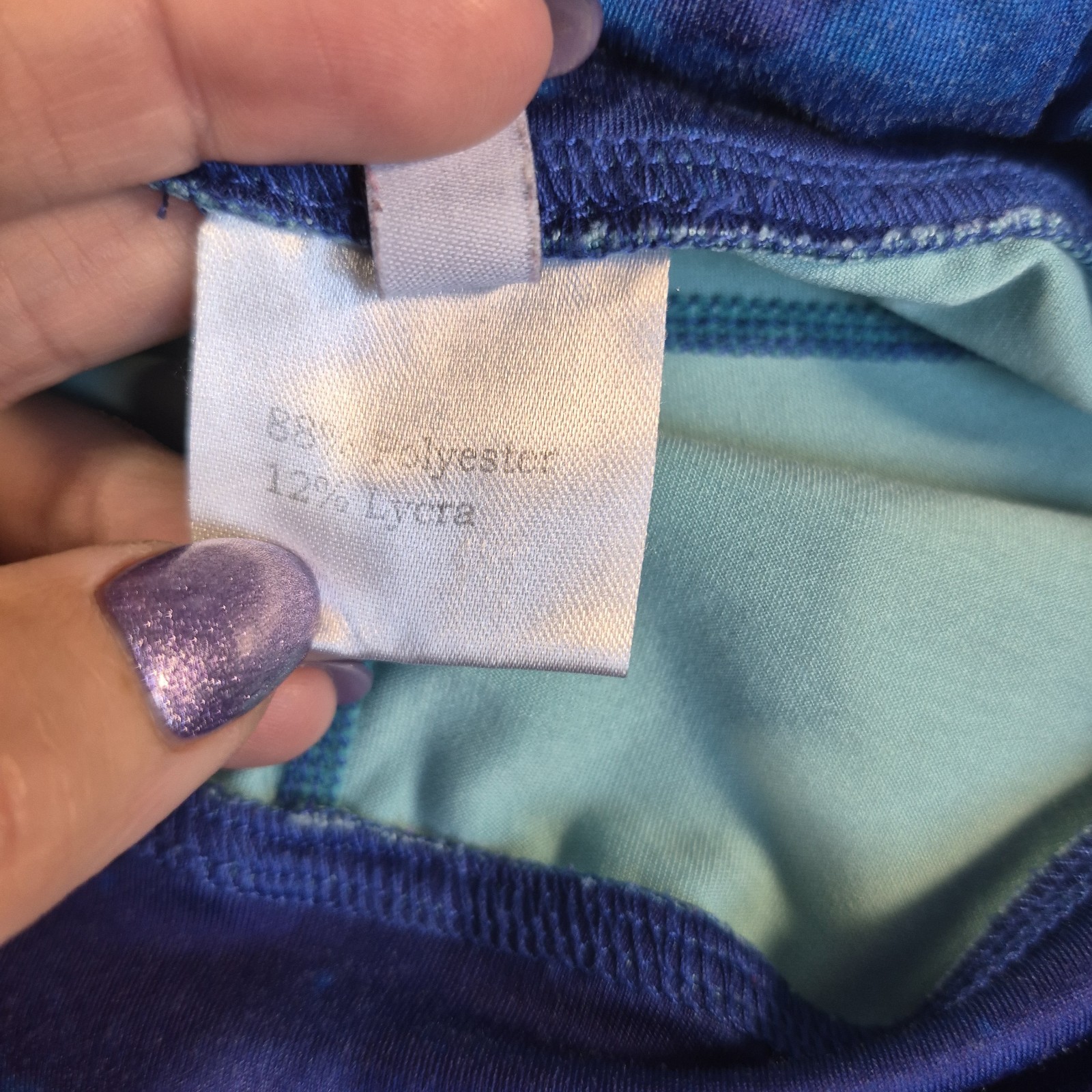 Neon Sweets Womens XLARGE Blue Galaxy Active Capri Legging Pockets Mid Rise Yoga