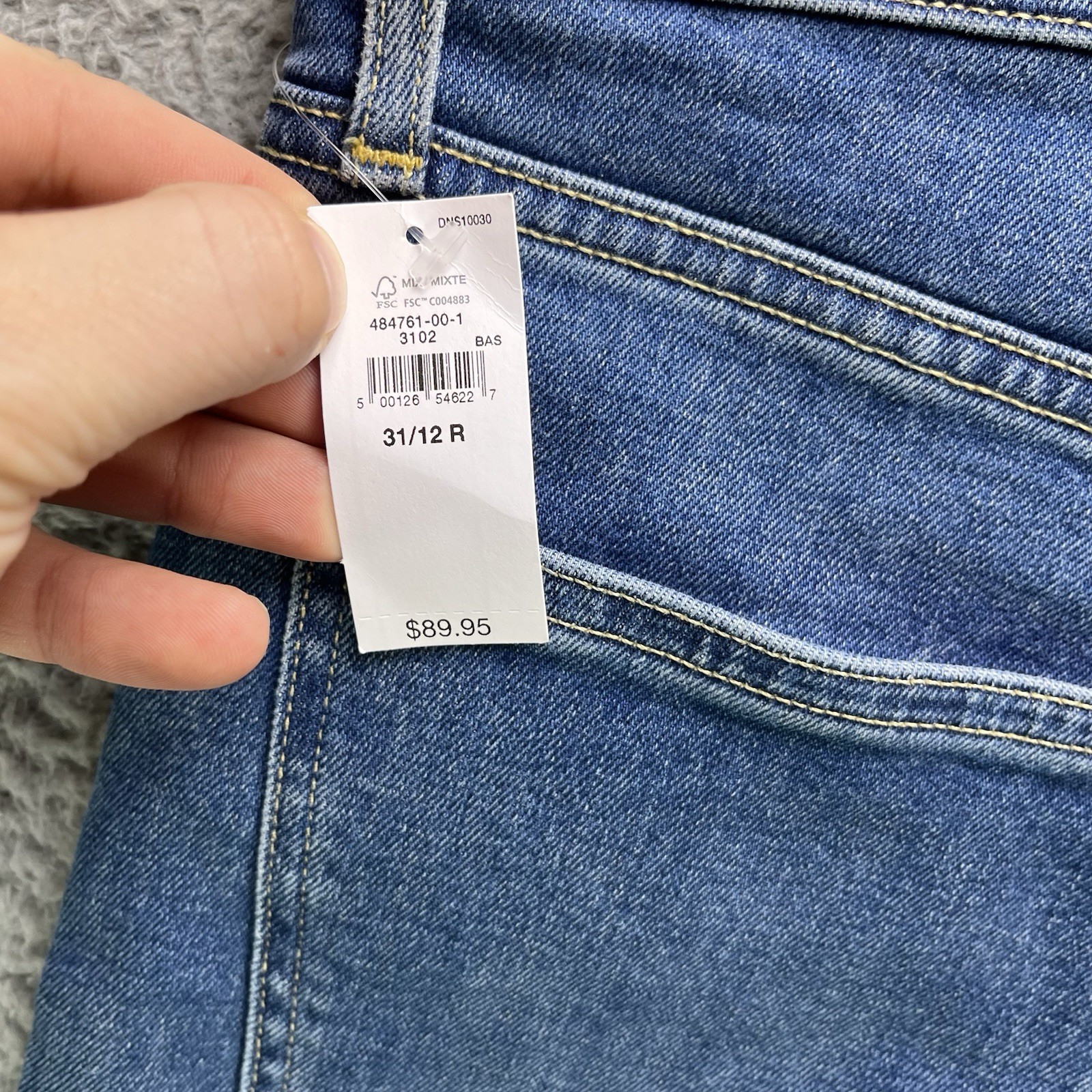 Gap Vintage High Rise Slim Jeans Womens 31 / 12R Blue Distressed Denim NWT