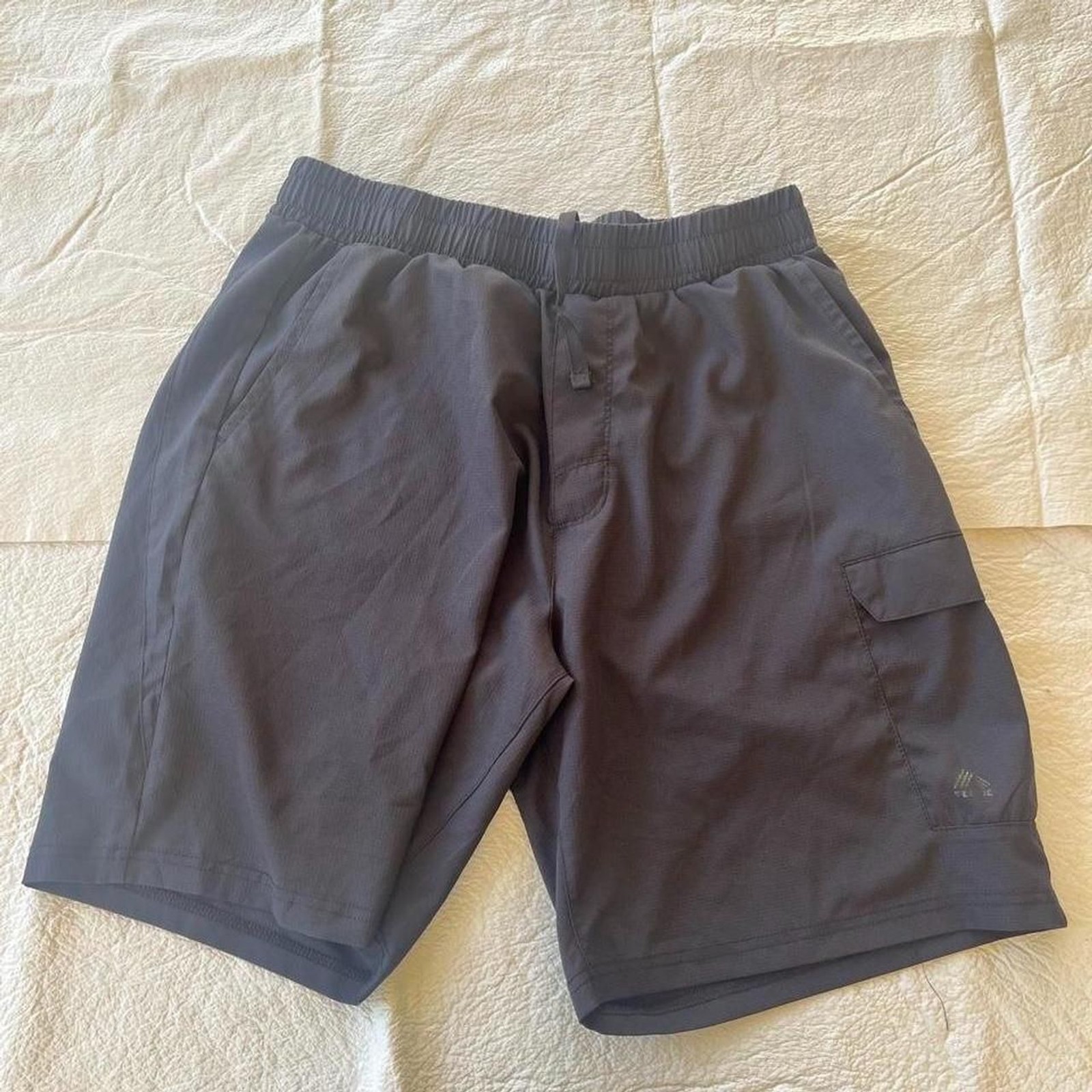 Rbx Men’s Black and Grey Shorts