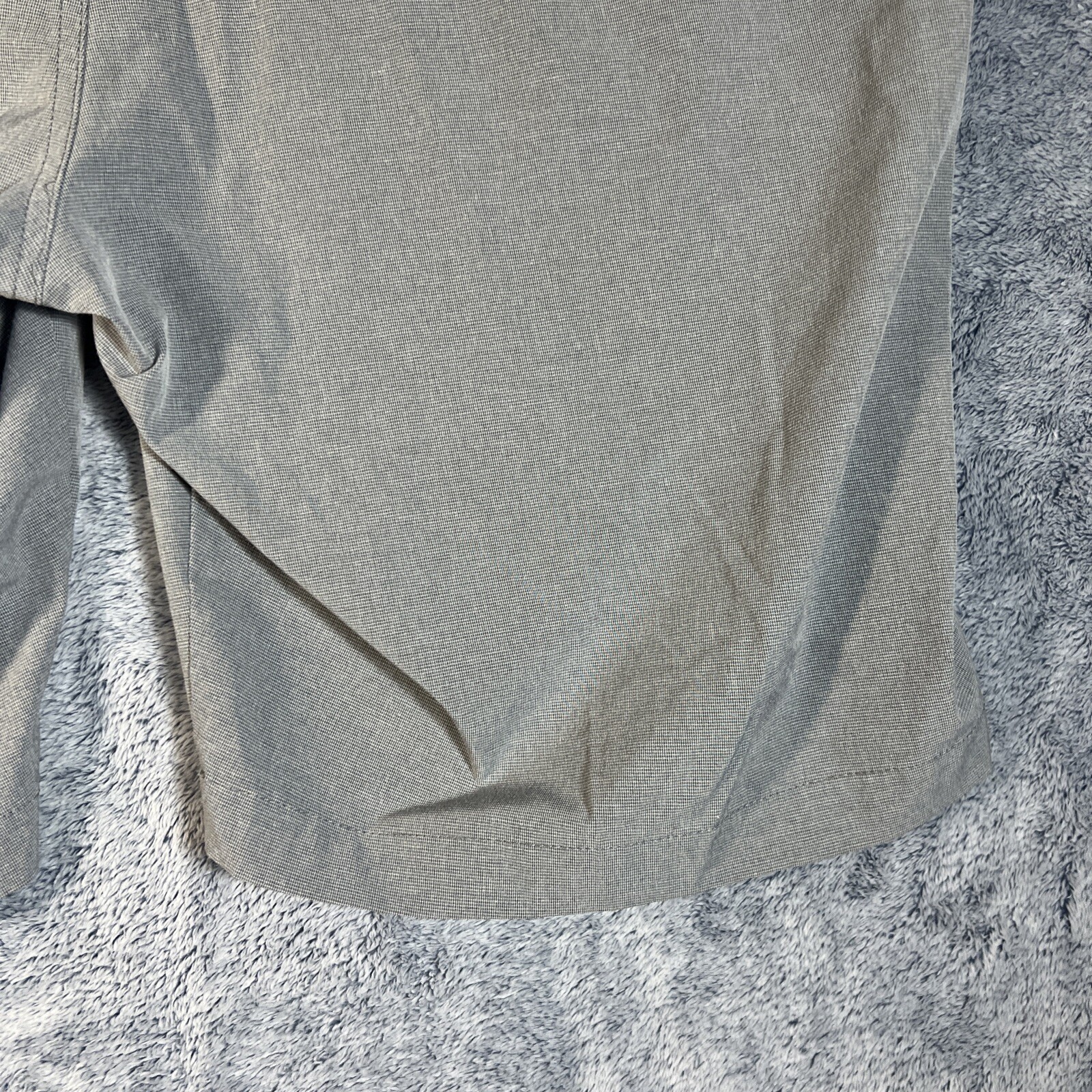 Travis Mathew Men’s Gray Golf Walking Bermuda Stretch Shorts Size 42 Pockets