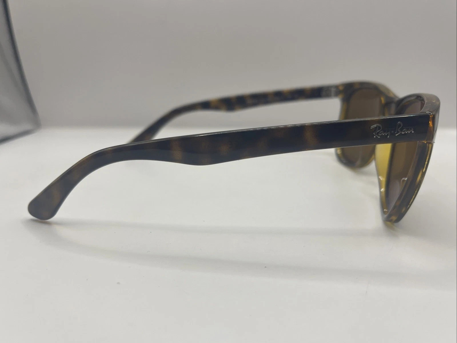*Scuffs* Ray Ban RB4184 710/83 Polished Light Havana Pol. Sunglasses 54-17-145
