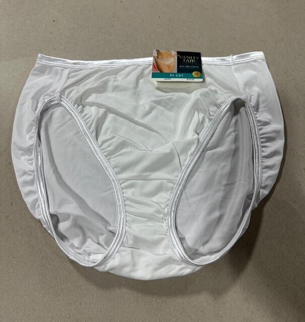 6 Pairs Vanity Fair Illumination HI-CUT briefs WHITE 13108 Sz – 6 7 8 9