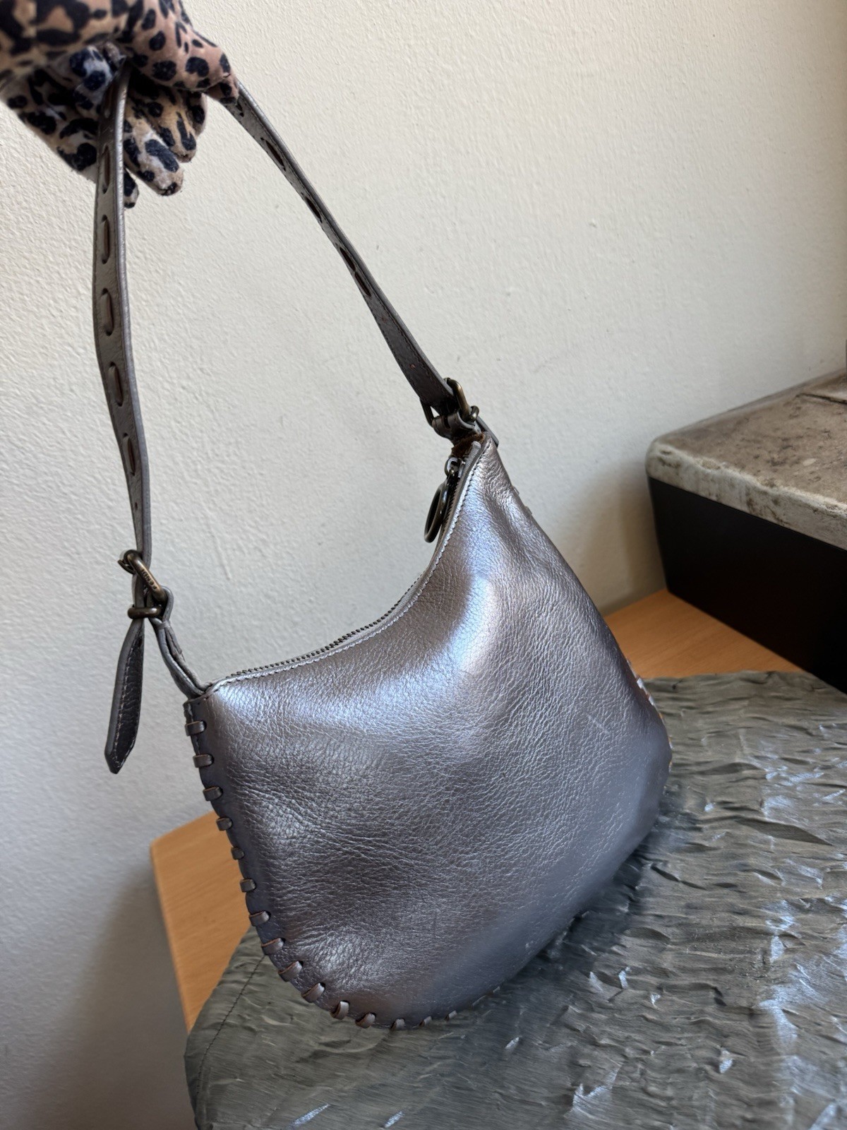 FENDI OYSTER LEATHER METALLIC SILVER SHOULDER BAG SMALL ITALY