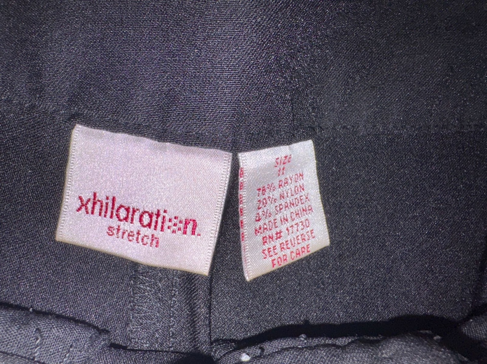 Xhilaration Vintage Y2K Black Cropped Capri Pants with Ring Pull Front Zippers