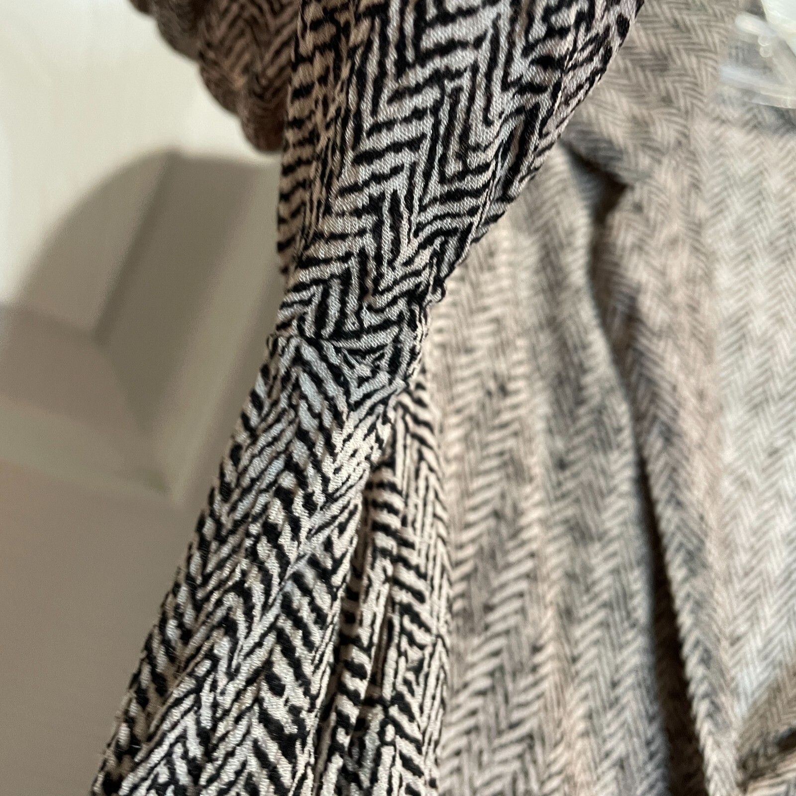 J Jill Med Petite Blouse Brown Herringbone Feminine Ruffle Cuff English Country