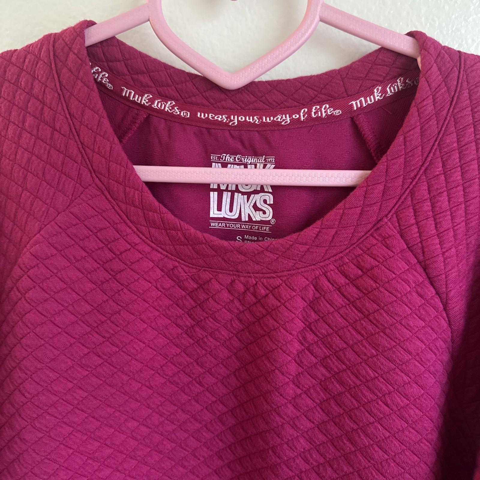 Muk Luks Quilted Crewneck Sweatshirt Pink Fuchsia Pullover SZ Small