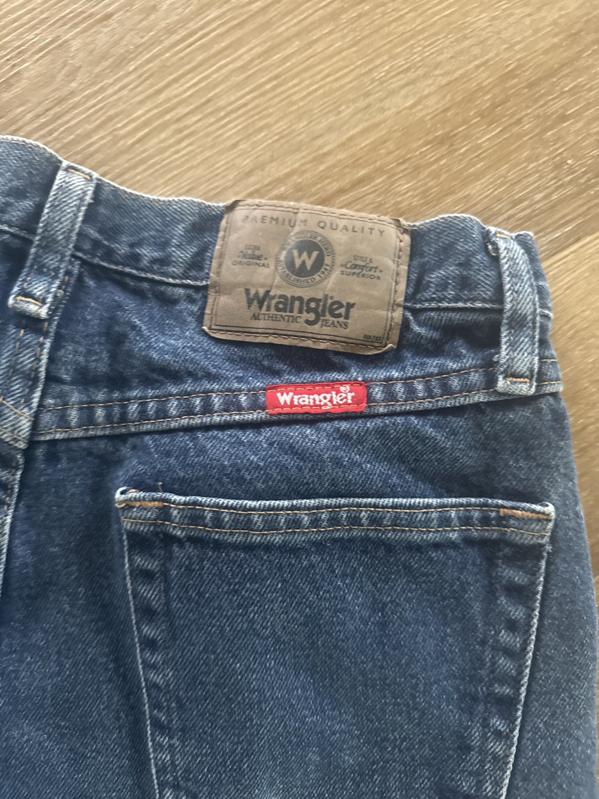 Wrangler Authentic Men’s Straight Jeans Regular Fit Dark Wash Mid Rise Denim