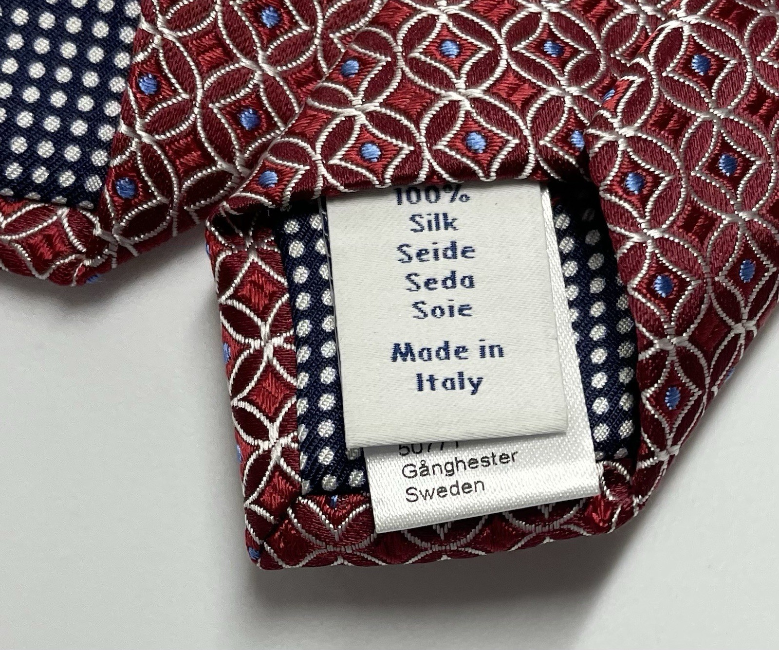 Eton Red Geometric Pattern Neck Tie Brand New 100% Silk Made In Italy New NWT