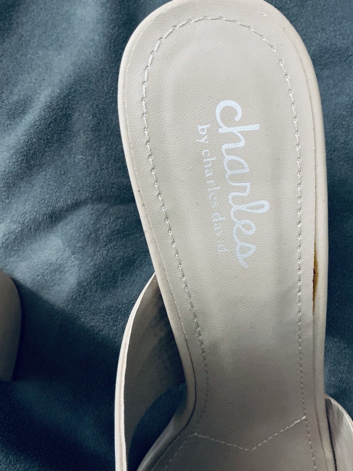 Charles by Charles David 8.5M Shoes Sandals Tan Striped Rhythmic Block Heel
