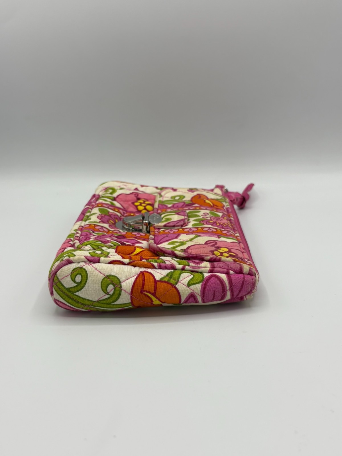 Vera Bradley Lilli Bell Push Lock Wristlet Wallet Purse Pink Floral Retired FLAW
