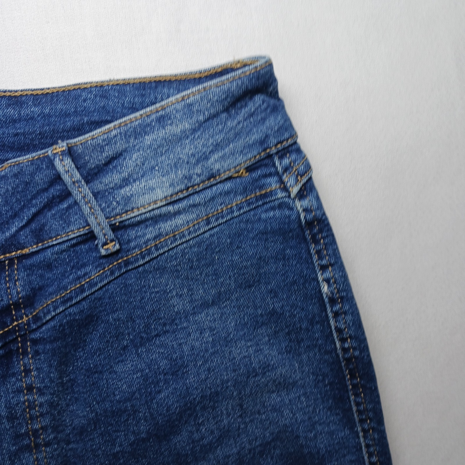 Forever 21 Premium Womens High Waist Tapered Leg Jeans 12 Dark Blue 31X28