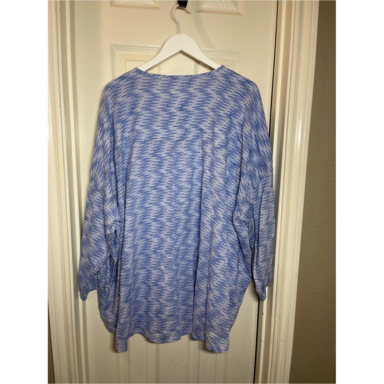 Intimately Free People Blooms For You Sleep Shirt | Blue & White | M