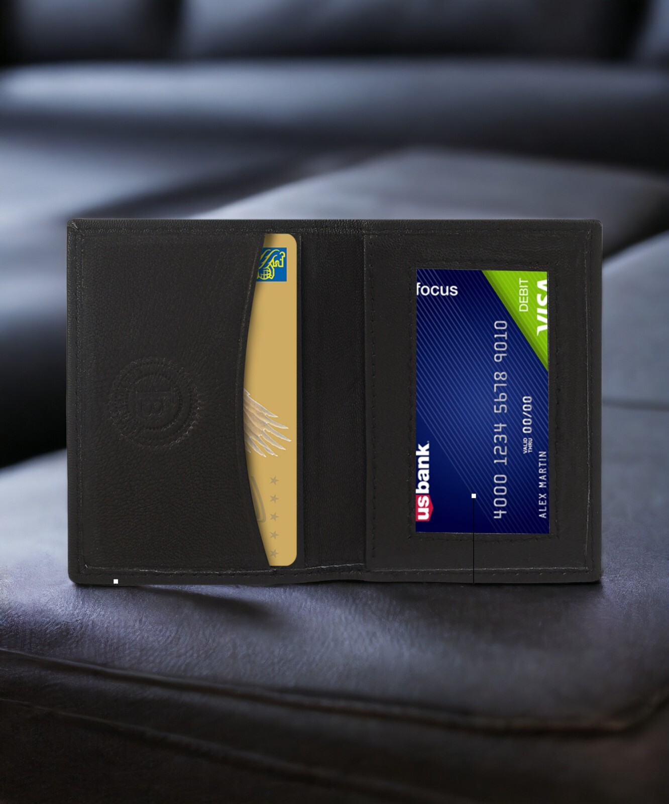 Leatherboss Mens Leather Wallet SIMPLE Bifold w/ID Window NEW