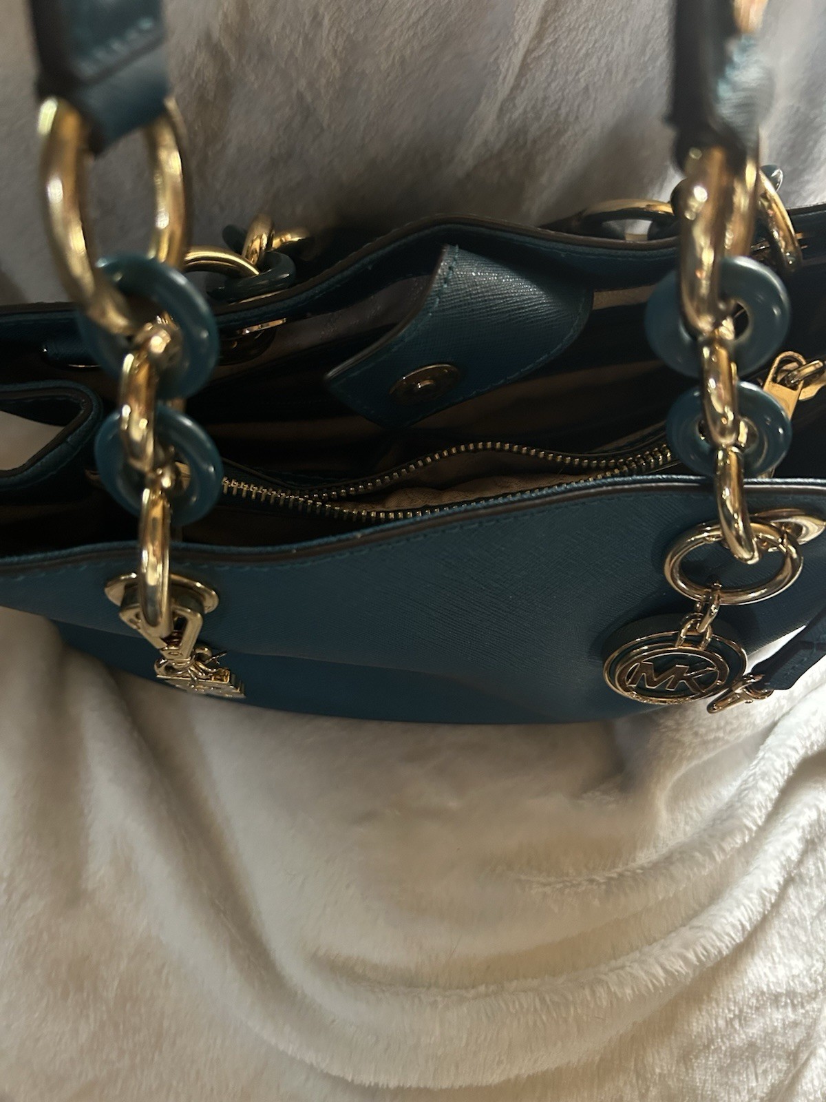 Michael Kors Leather Zip satchel, Top Handle, Chain, Gold Hardware