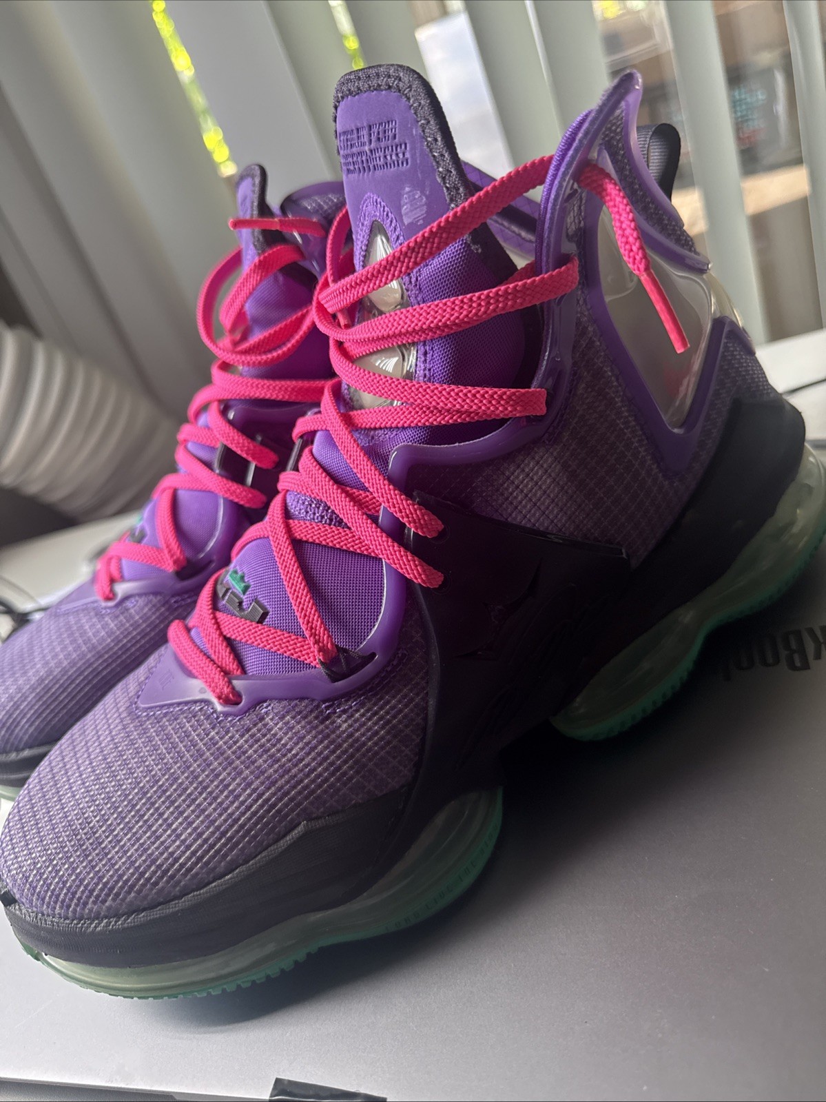 Nike LeBron 19 Size 11 *AUTHENTIC*