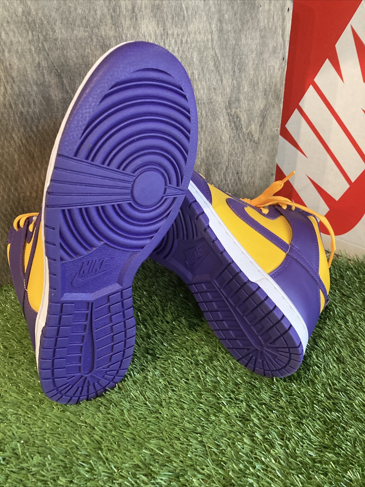 Nike Dunk High Lakers: DD1399-500 Size 10