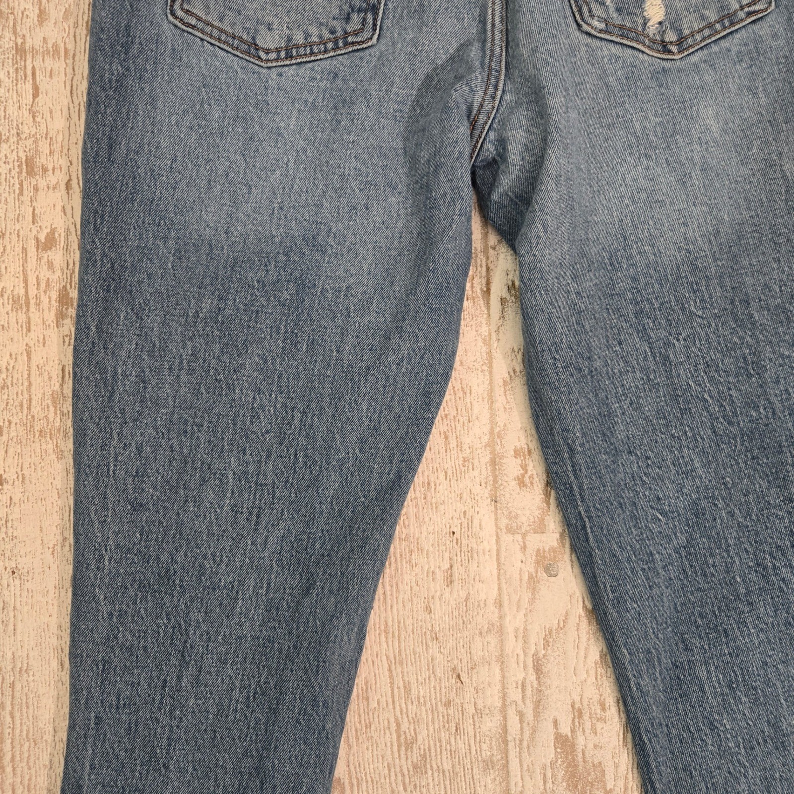 Abercrombie & Fitch The Skinny High Rise Distressed Jeans Medium Wash Raw Hem 6