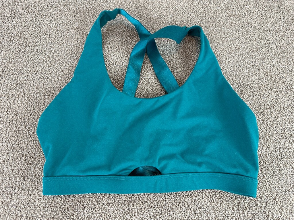 Fabletics Sports Bra Teal Strappy M Womens Work Out Exercise Cute