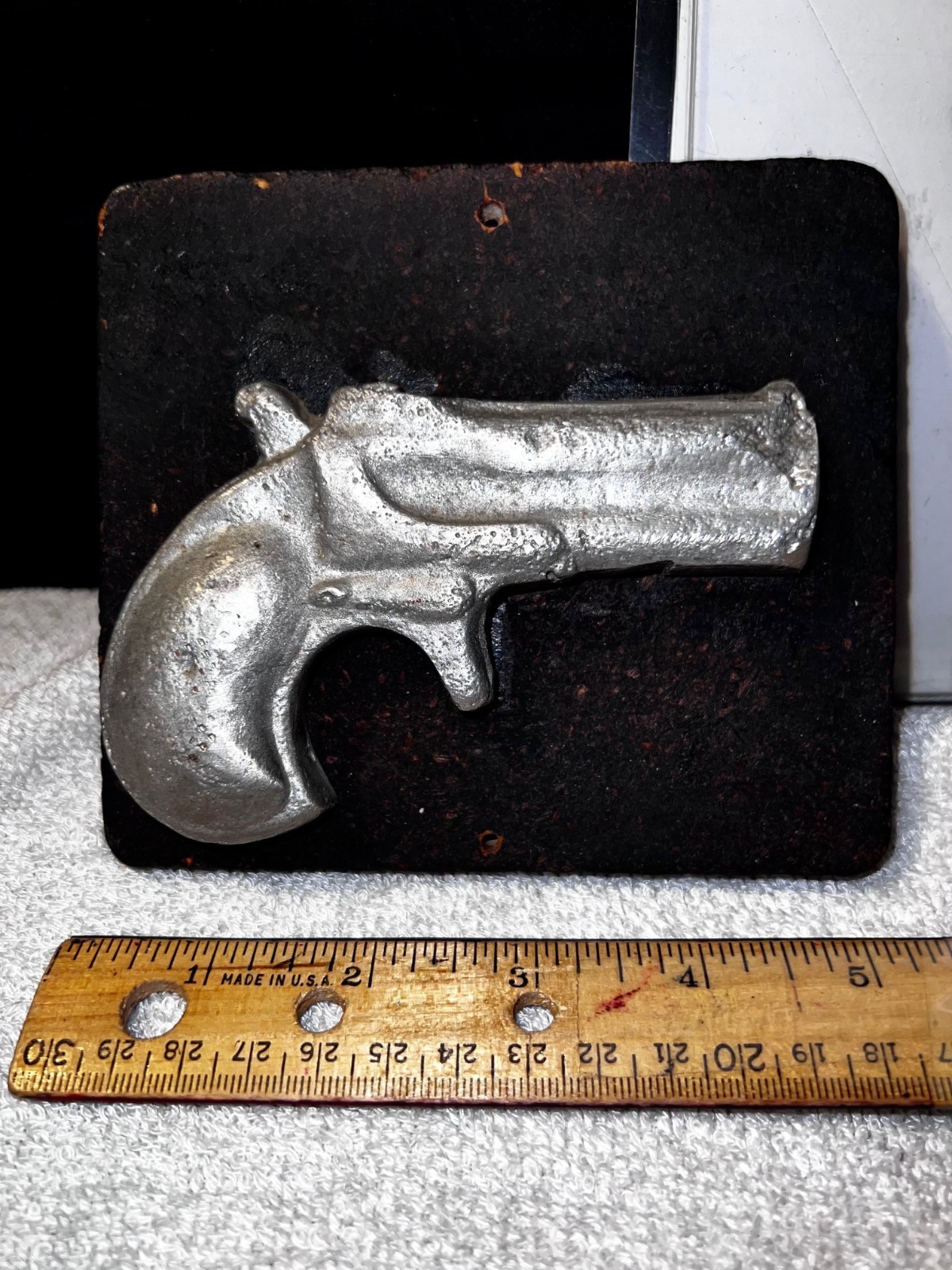 DERRINGER GUN 1975 VINTAGE HEAVY SCHOOL ART PROJECT ON WOOD COOL LOOK ESTATE🤠🕵