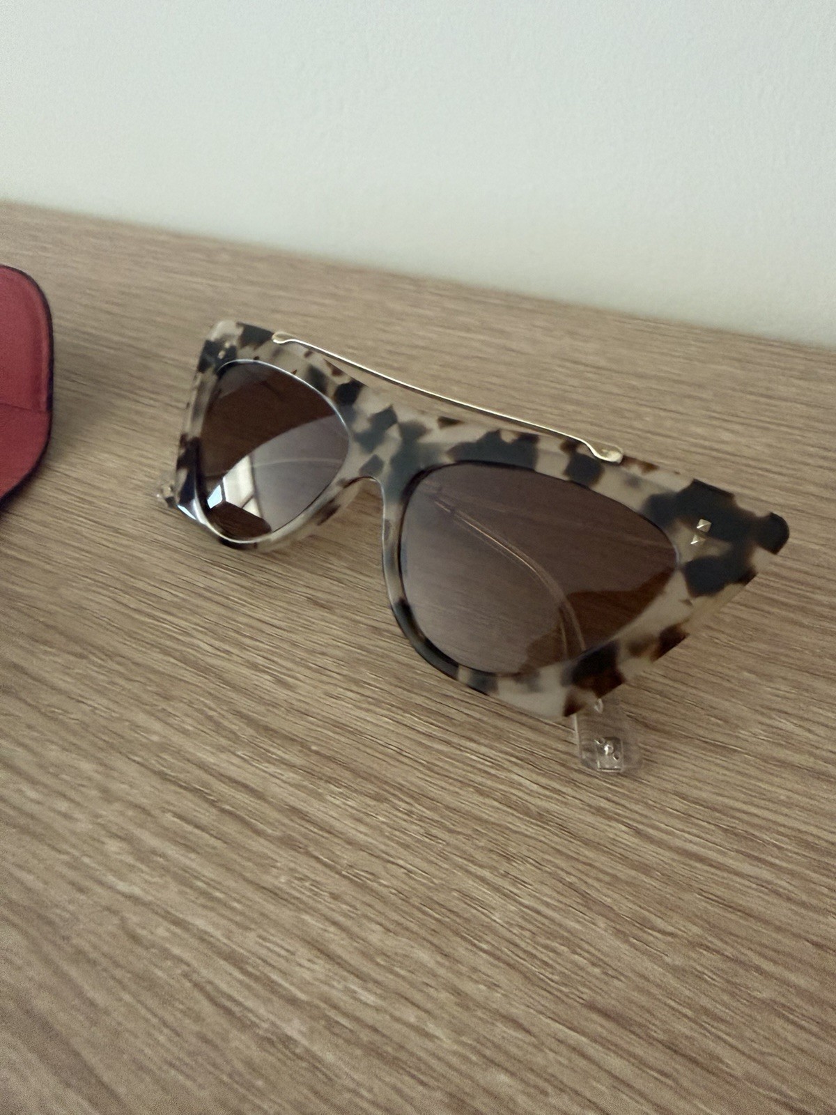 Valentino VLogo VA4079 Cat Eye Tortoise Shell Acetate Sunglasses Brown UV400