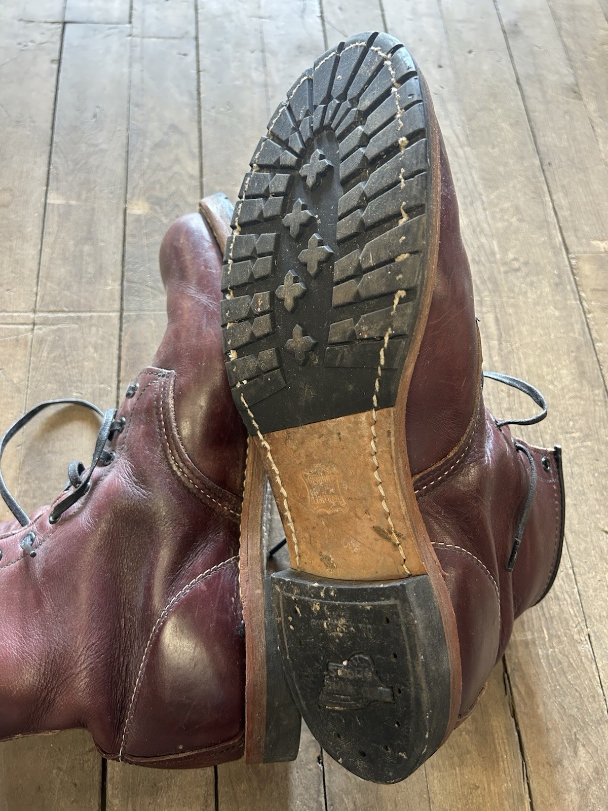Red Wing Heritage Beckman Black Cherry Leather Boots Size 9.5 9011 Made In USA