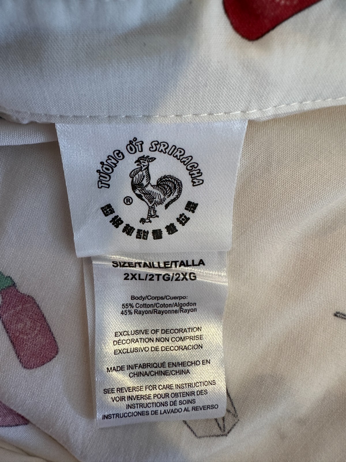 Sriracha Hot Sauce Huy Fong All Over Print Button Up Short Sleeve Shirt Size 2XL