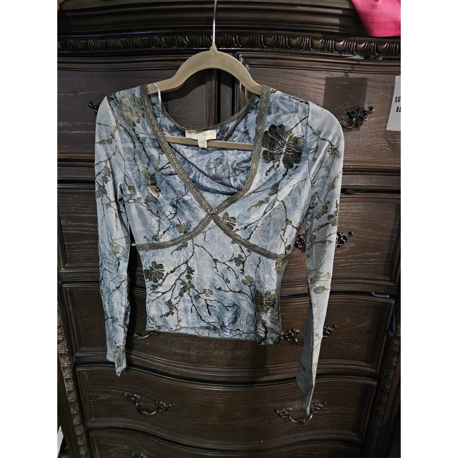 Thirty Thirty LA Women Blue Floral Marble Tie Dye Lace Trim V-Neck Top Small