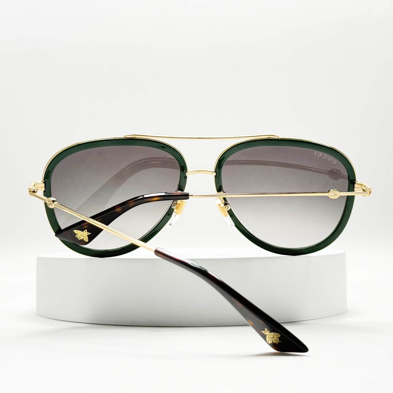 Gucci GG0062S 003 Aviator Sunglasses Green Red Gold Frame Gray Lens 57mm