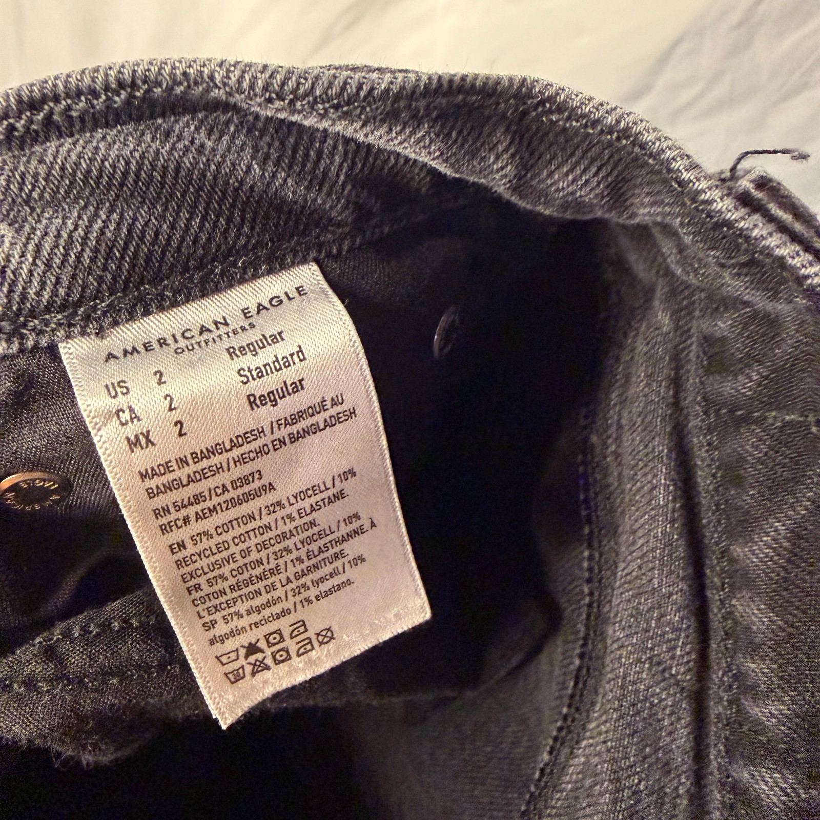 American Eagle Jeans Sz 2 Black Womens Stovepipe Baggy Denim Stretch Fray Hem