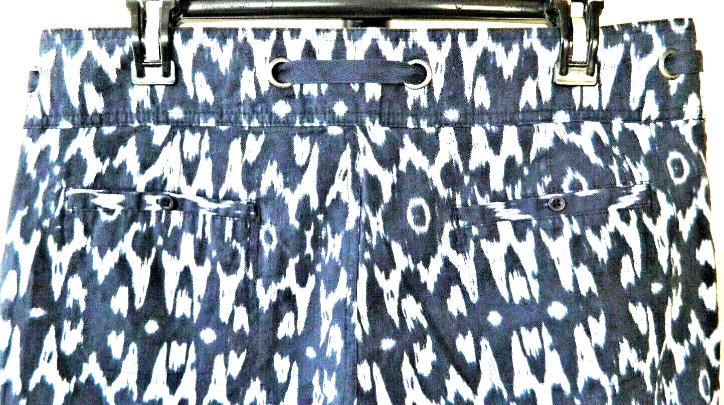 NEW! Freedom Trail by Kyodan Cotton Blend Blue/White Geometric Printed Capri