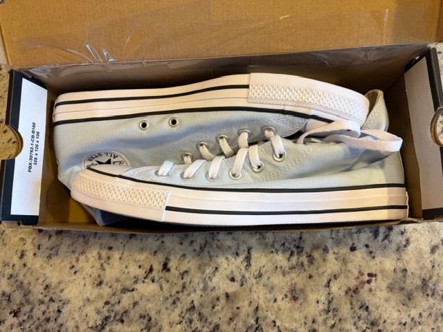 New Converse CTAS Hi-Top Sneakers Blue Supermoon, A10535F, Men’s sz 9.0/EUR 42.5