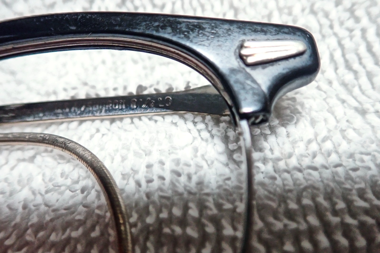1955 12K SHURON FRAME 46-22 ADD 6 1/4″ CABEL TEMPLES IN REASONABLE CONDITION!