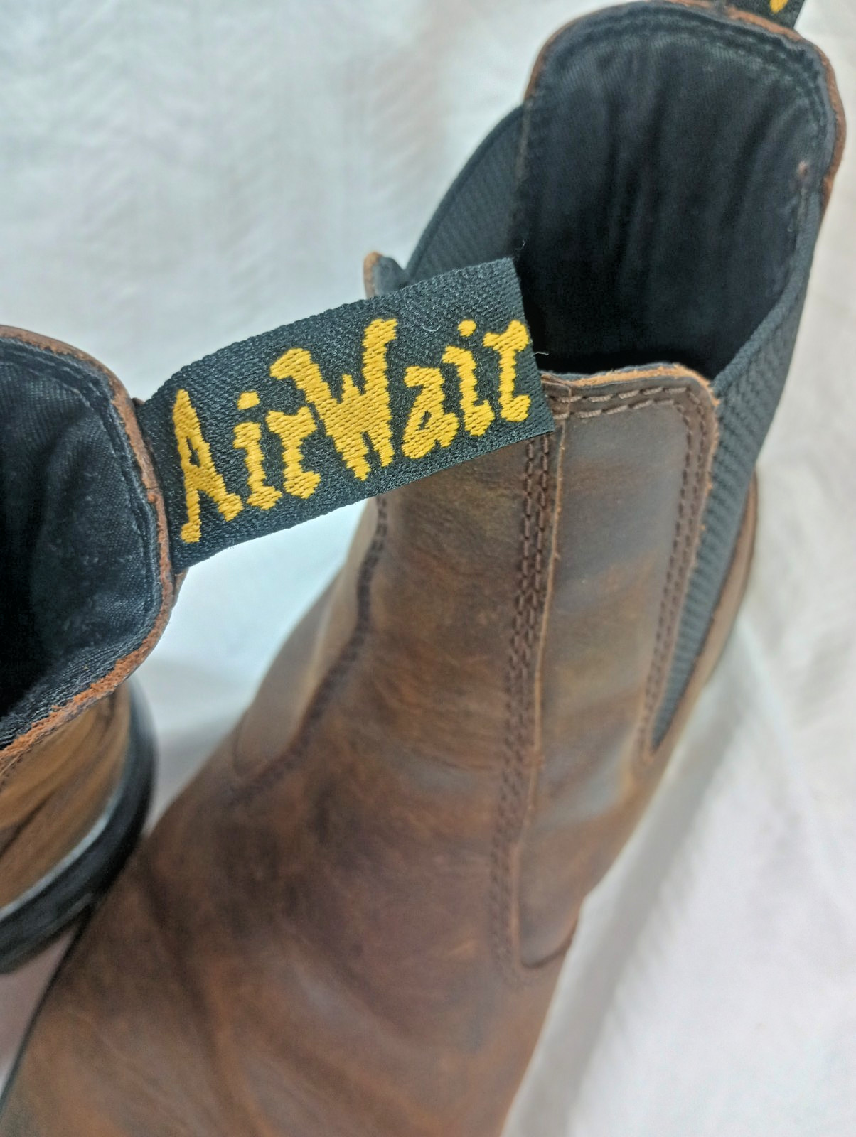 Air Wair boots Doc Martens “Chelsea”, pull on M 9/W 10, Embury brown. DS07