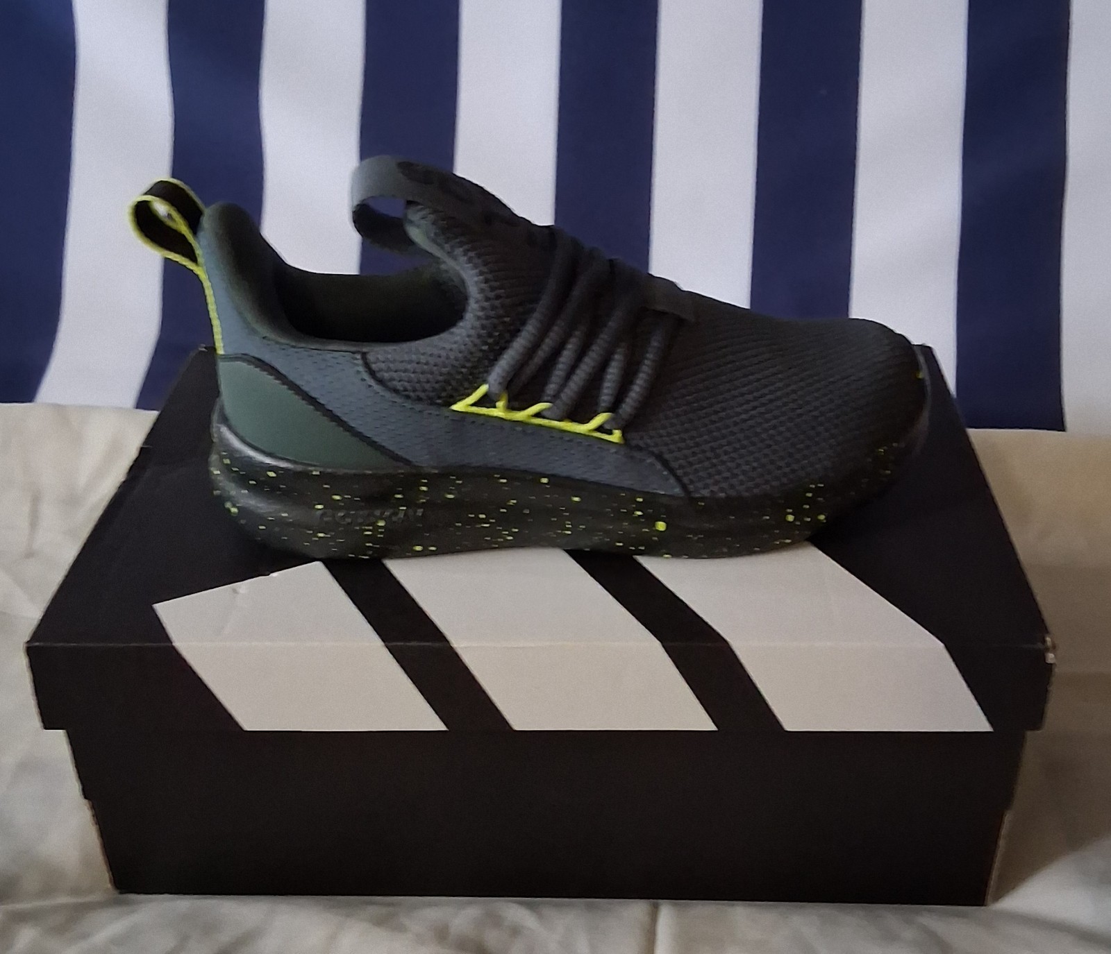 adidas Lite Racer Adapt 7.0 Unisex Kids Slip-On Mesh Sneakers Gray/Black/Green 1