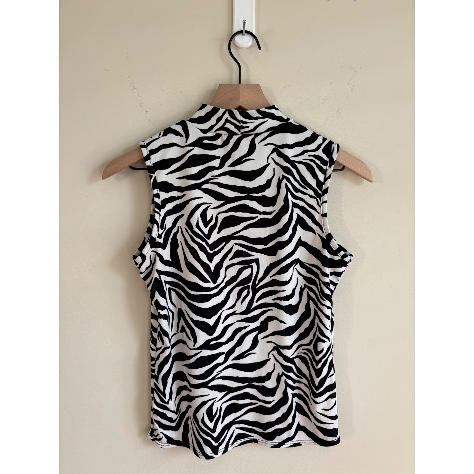 Olivia Rae Zebra Print Mock Neck Sleeveless Top Black White Medium