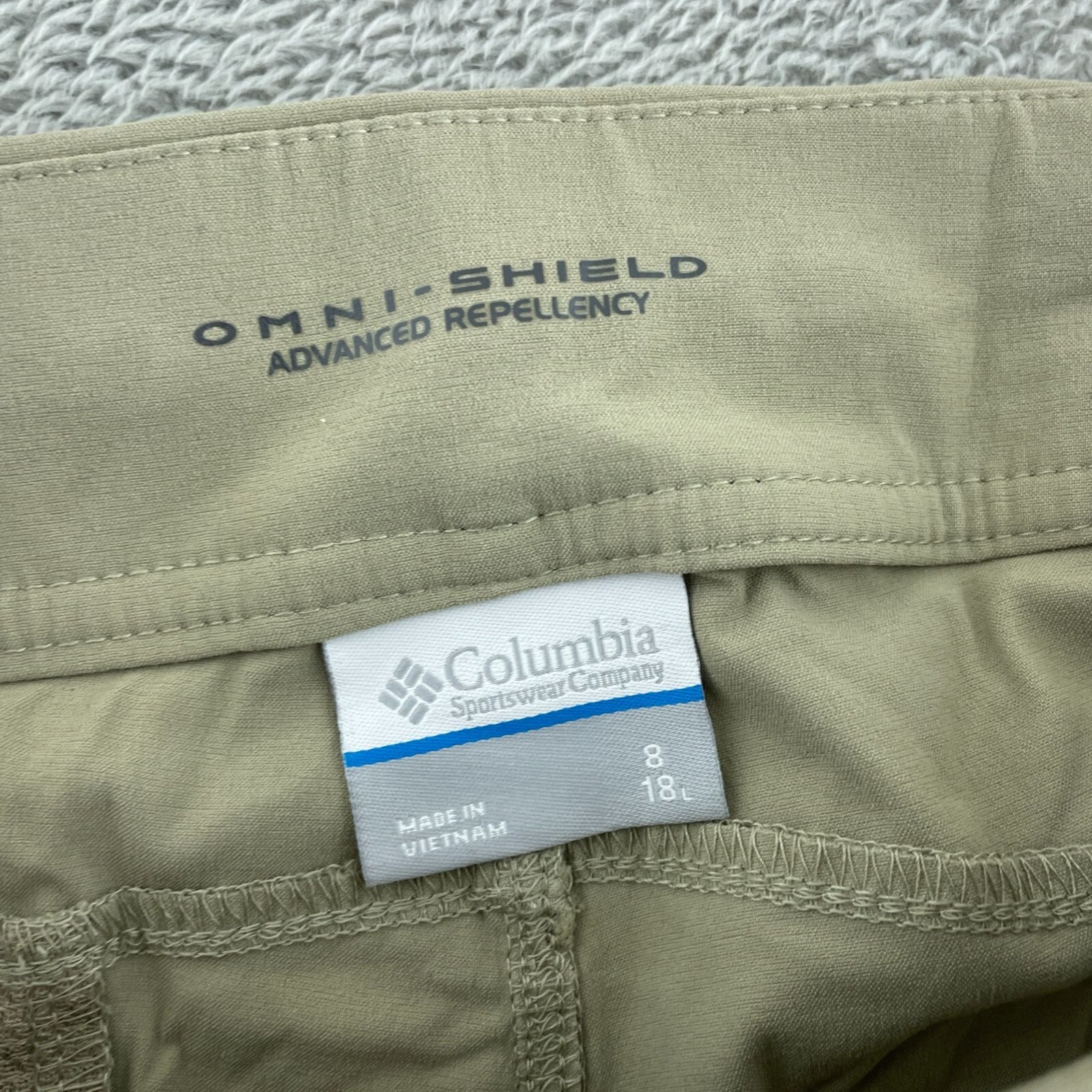 Columbia Womens Omni-Shield Capris Size 18L Nylon/Elastane Khaki 5505