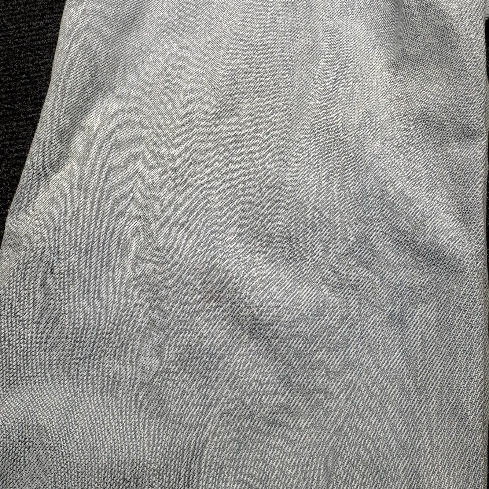 Levi’s Low Pro Straight Jeans Womens Size 27 Light Wash Distressed Ripped Knees