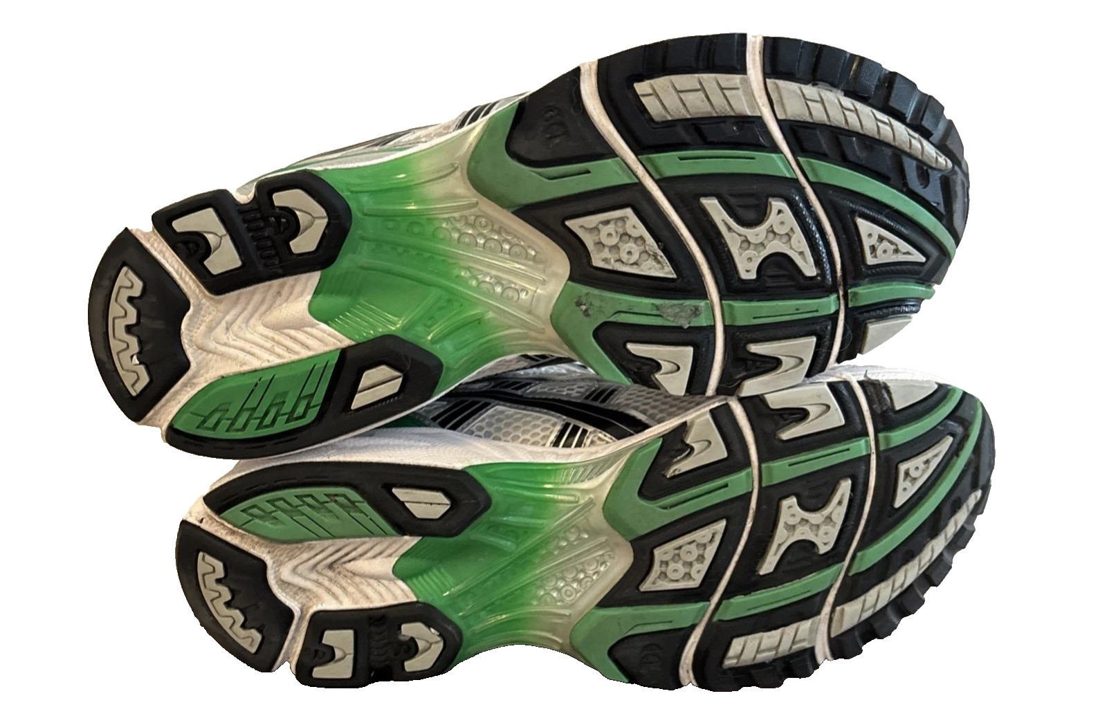 Asics Gel-Kayano 14 White Malachite Green Size 7 Men / 8.5 W 1201A019-110 USED