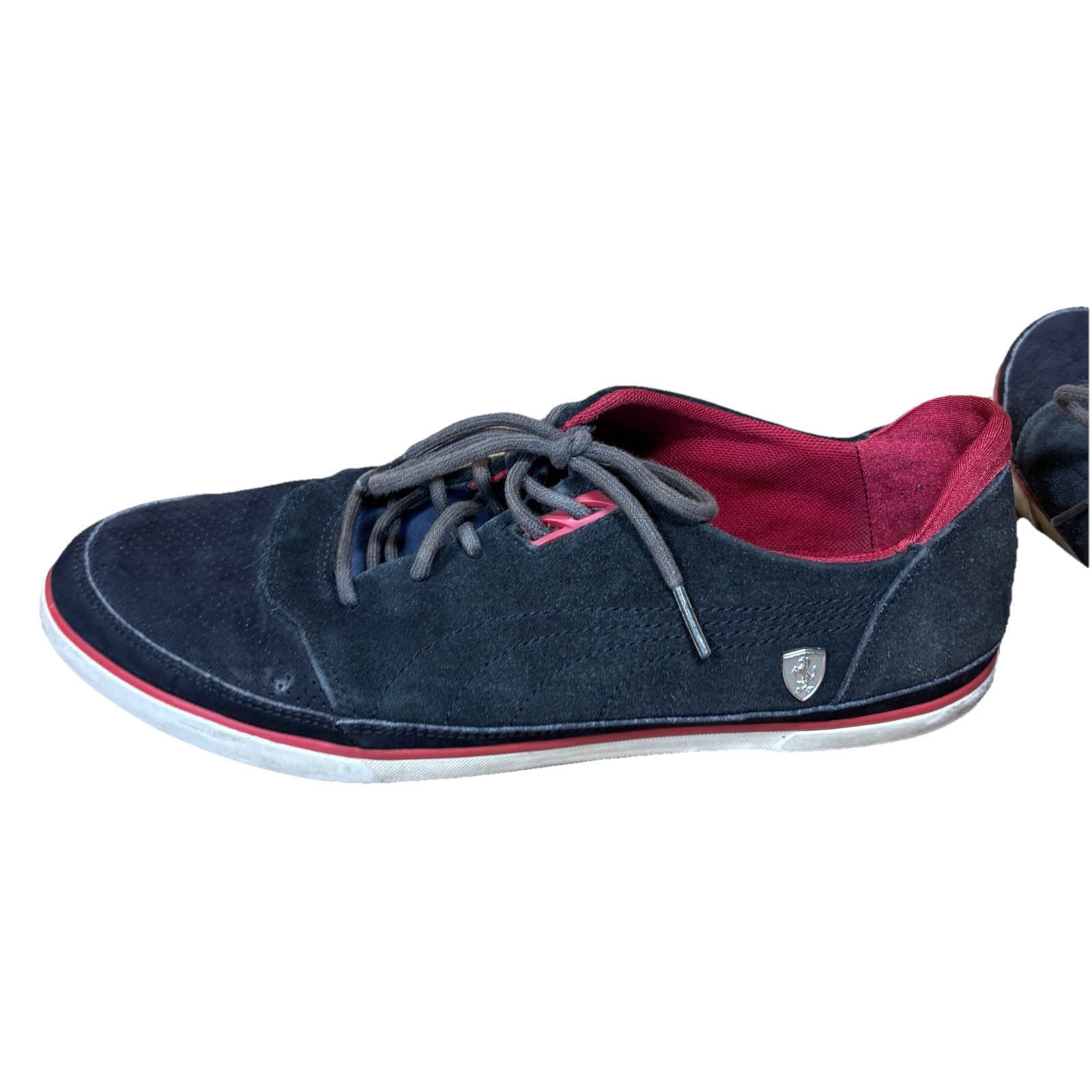 Puma Ferrari Driving Shoes Suede Flexible Scuderia Car Sneakers EU 42.5 Mens 9.5