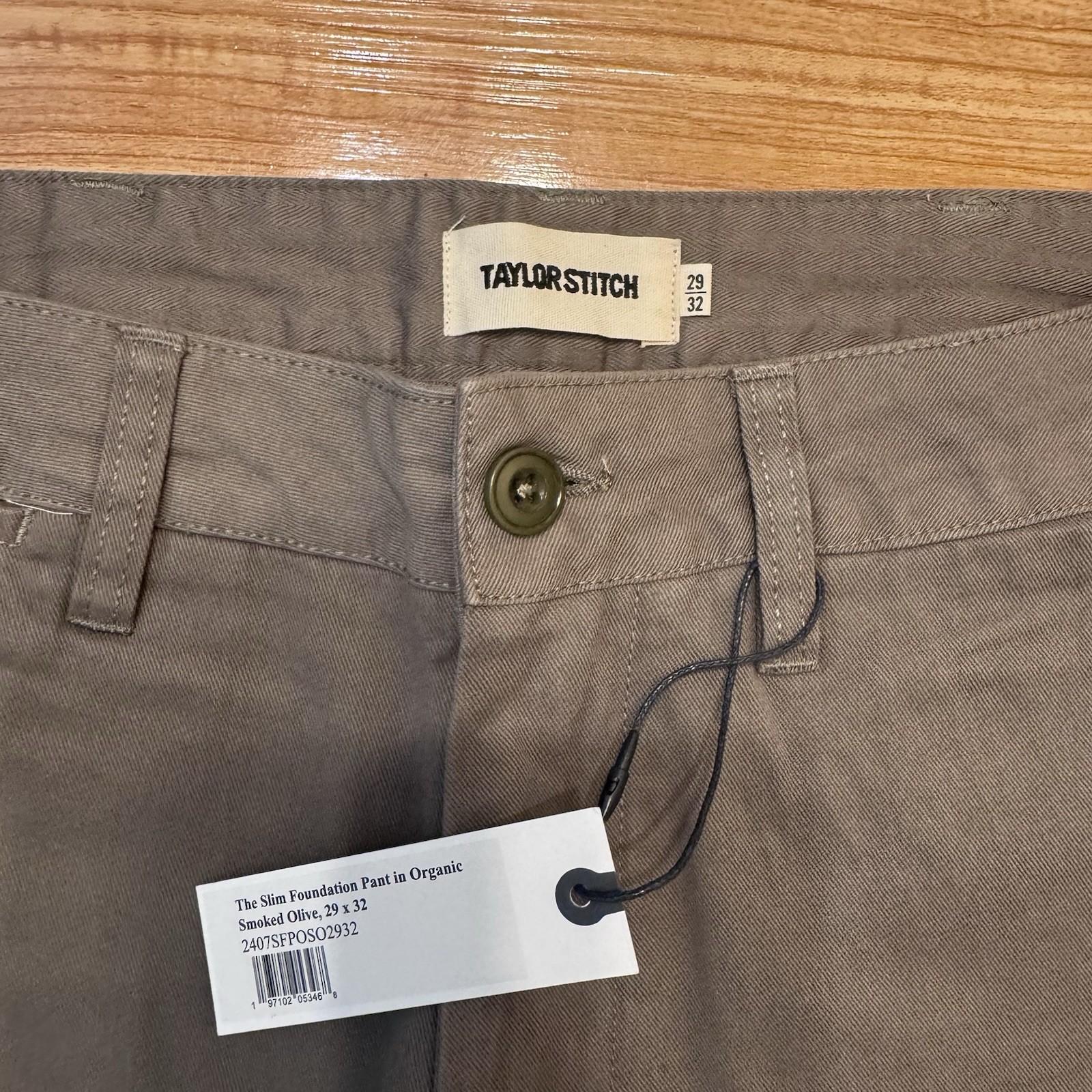 Taylor Stitch The Slim Foundation Pant in Organic Smoked Olive W29 x L32