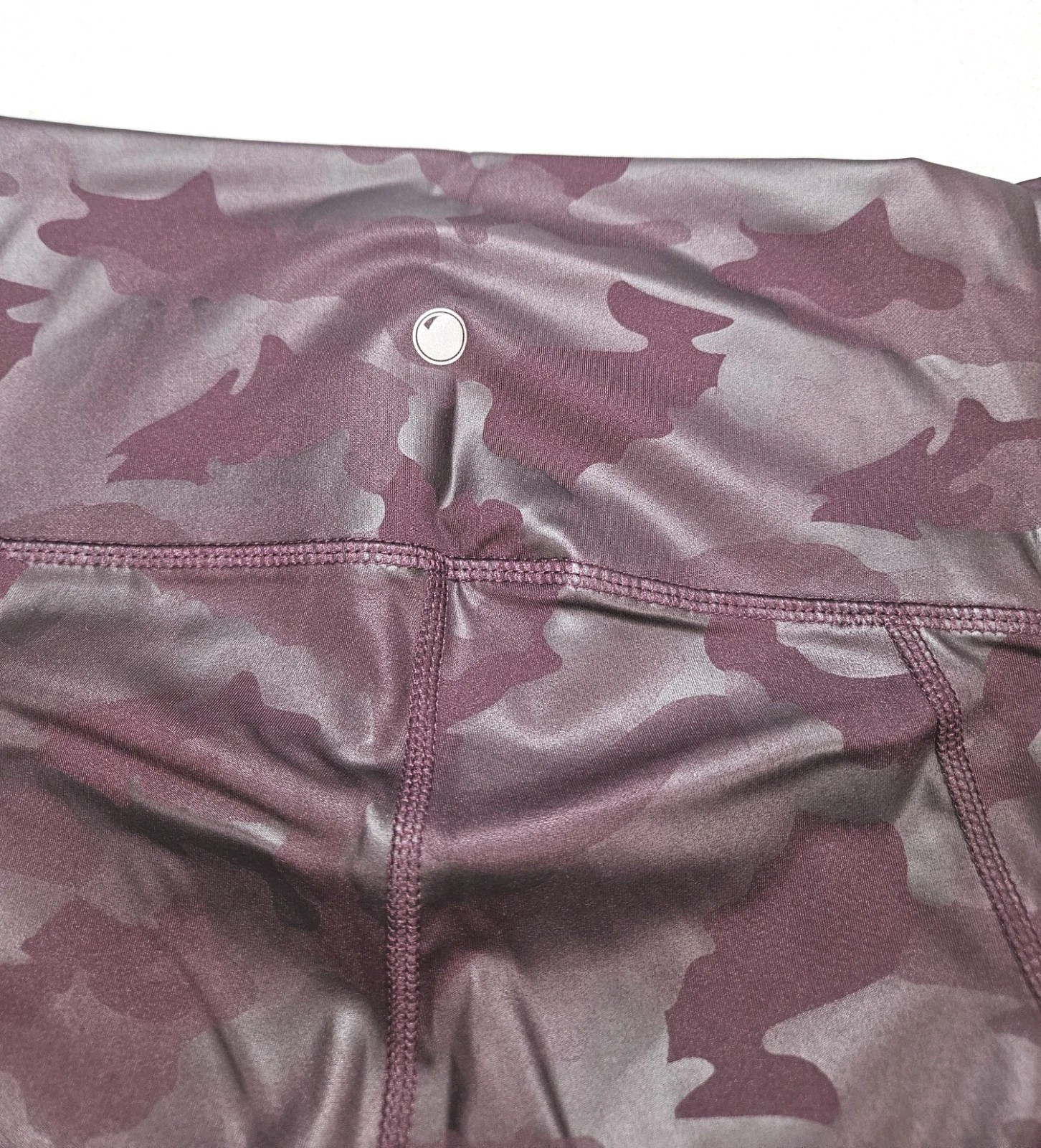 Yogalicious Lux Leggings Large Shiny Wine Tasting Camo High Rise Pockets NWT