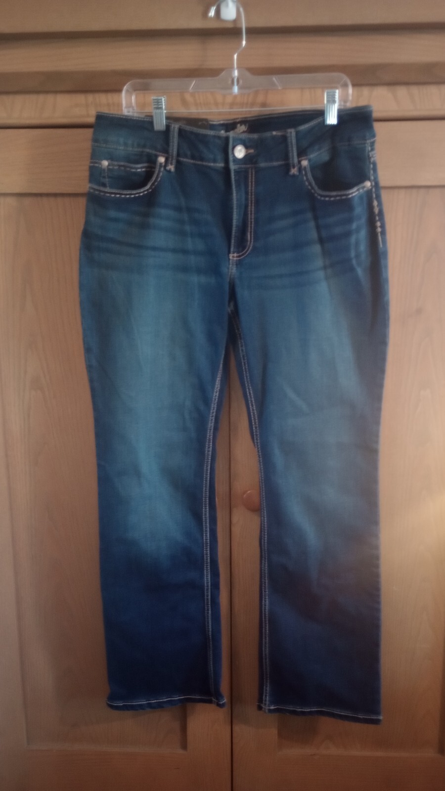 NWT Wrangler Retro Rae Mid-rise Jeans