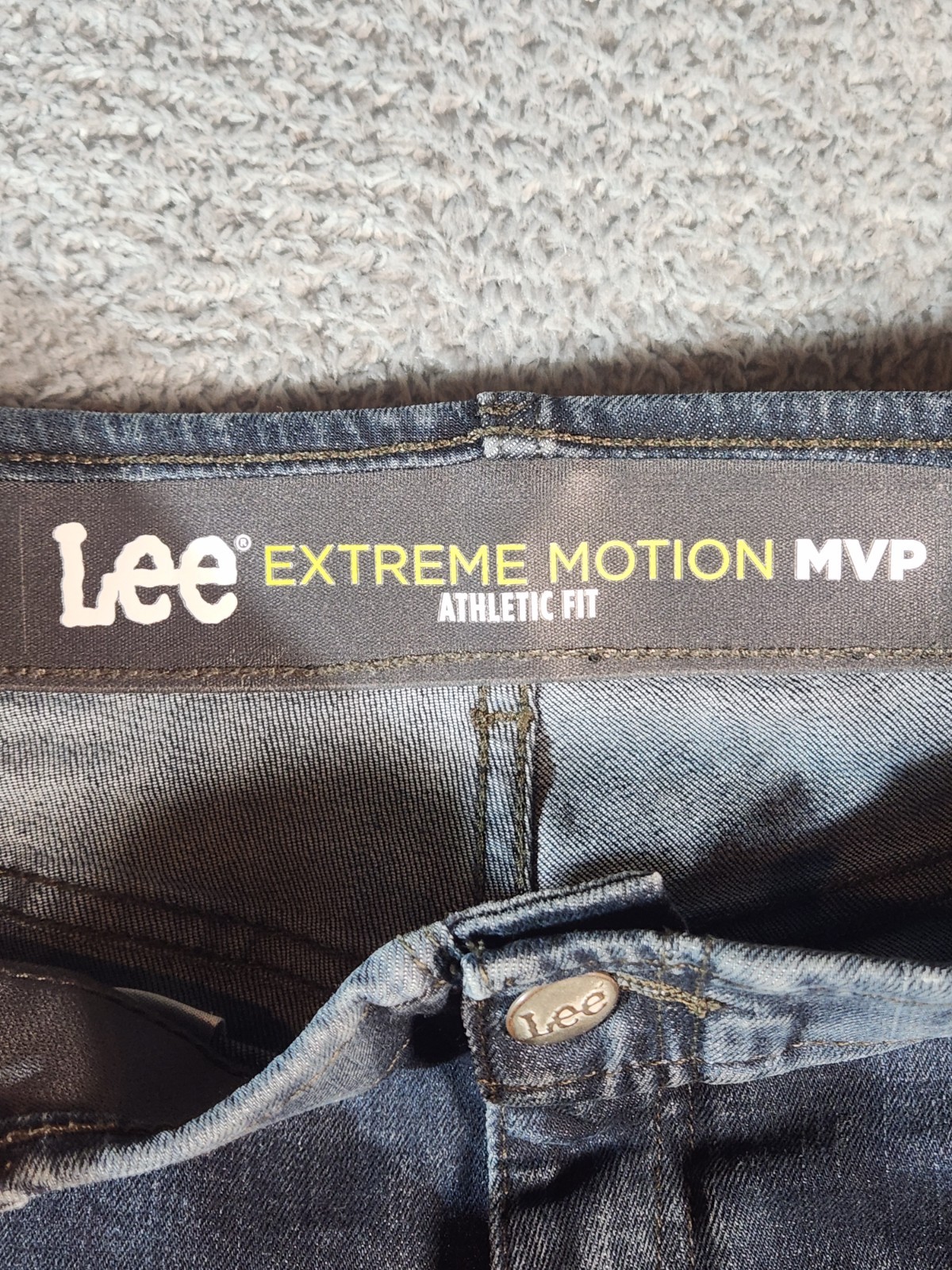 Lee Extreme Motion MVP Athletic Fit Jeans Men’s 36×30 Stretch Dark Wash