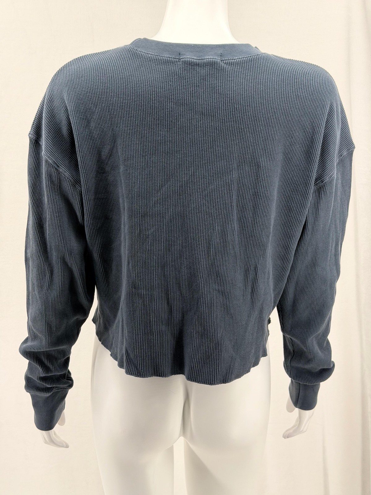 Perfectwhitetee Top Womens Small Blue Gray Waffle Knit Thermal Crop Long Sleeve