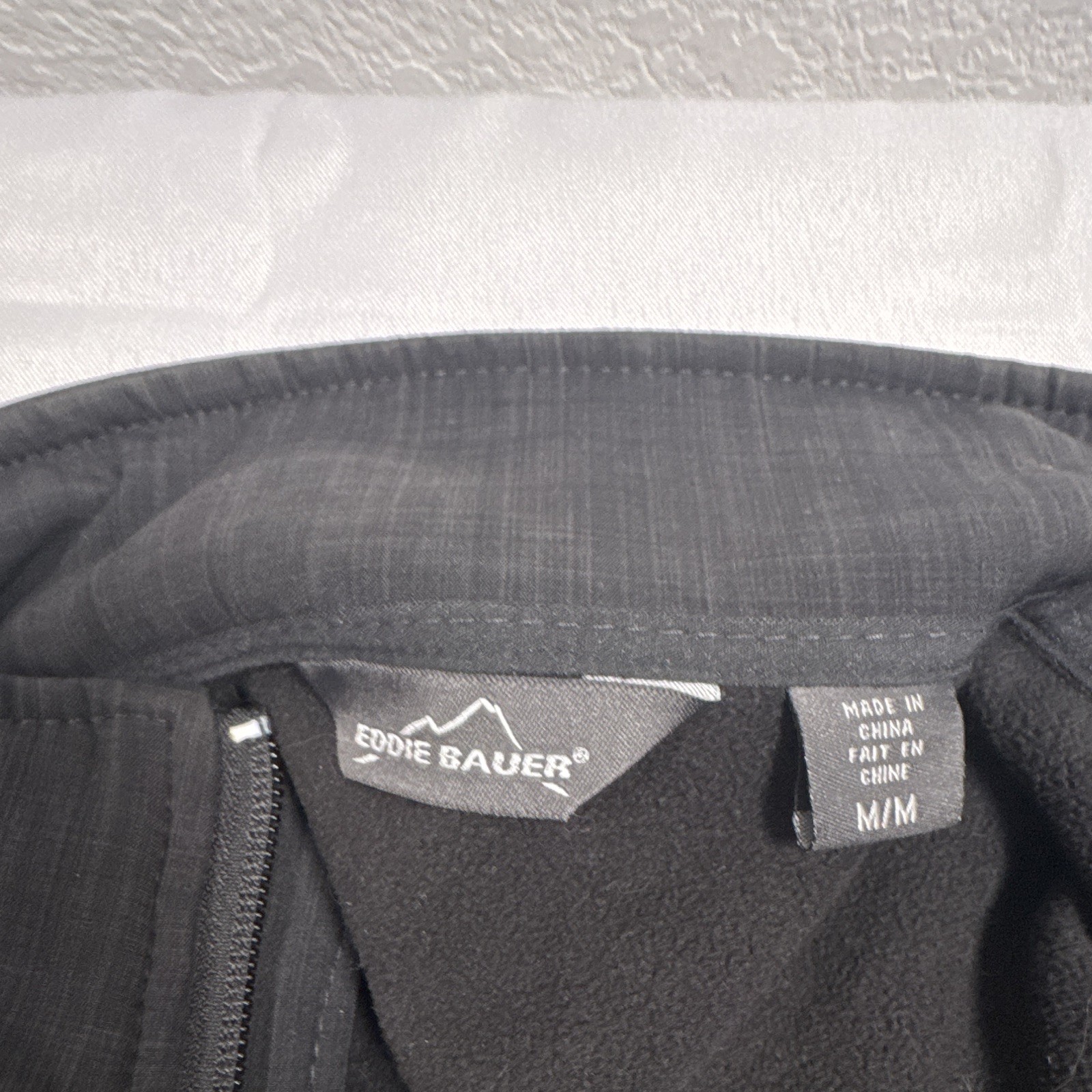 Eddie Bauer Gray Softshell Jacket Full Zip Pockets Stand-Up Collar Size M