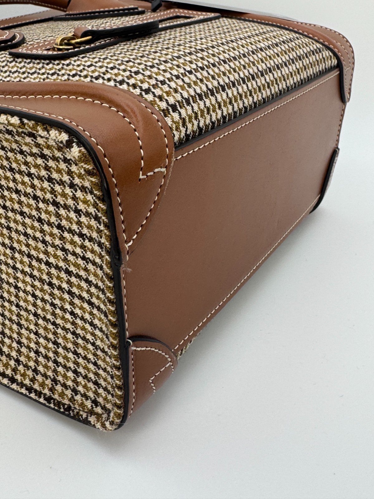 Celine Luggage Nano Tote Houndstooth Tweed & Tan Leather Top Handle Shoulder